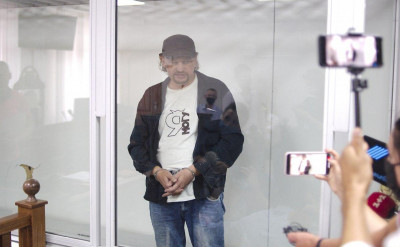 他不惜劫持公車、威脅總統，也要推薦這部紀錄片：《地球上的生靈》