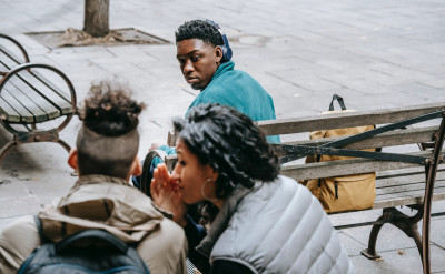 一直雞同鴨講？心理學研究告訴你，這 7 種「聊天地雷」最好避開！