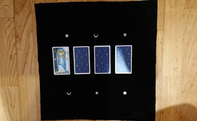 女祭司牌的占卜練習：諭示