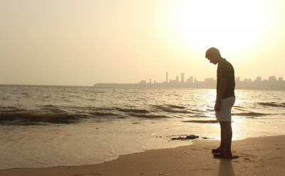 背叛、出軌該原諒嗎？他是否為「對的人」，就看這 8 點... ...