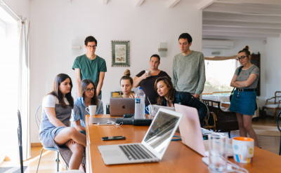 你有「懶癌」末期嗎？其實這隱藏著你的焦慮：12該如何星座克服拖延症的秘訣大公開！