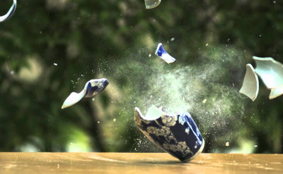 誰打破了花瓶？你的辛苦與艱難，反映出你真正的孤獨...