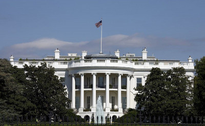 川普宣布，正式終結美國對香港的特殊待遇！