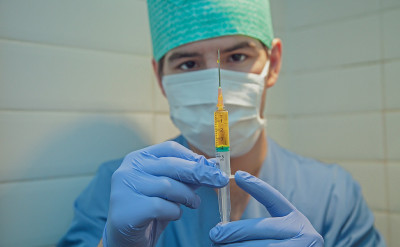 俄國搶頭香！率先核准武漢肺炎疫苗：「史普尼克V」（Sputnik V）