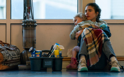 無論多麼恐懼，都請不要羞於求助：《女傭浮生錄》在Netflix（Maid）口碑爆棚，一拳打醒你的戀愛腦！