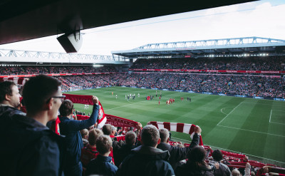 足球變光頭？——徹底搞砸足球賽的AI人工智慧