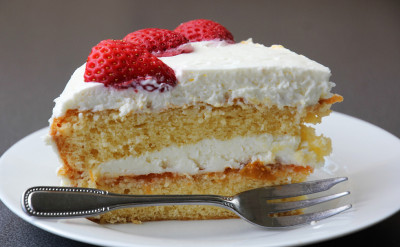 「吃蛋糕」也能洩露你的愛情觀：先吃水果最缺愛！？