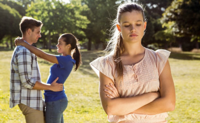 老是忘不了前任的 7 個隱患，是破壞你們戀情的元兇！