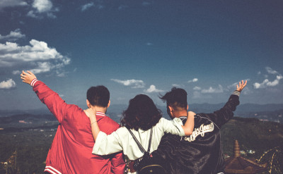 萬花迎春、冬日漸離：12 星座在三月的整體運勢都是如何？